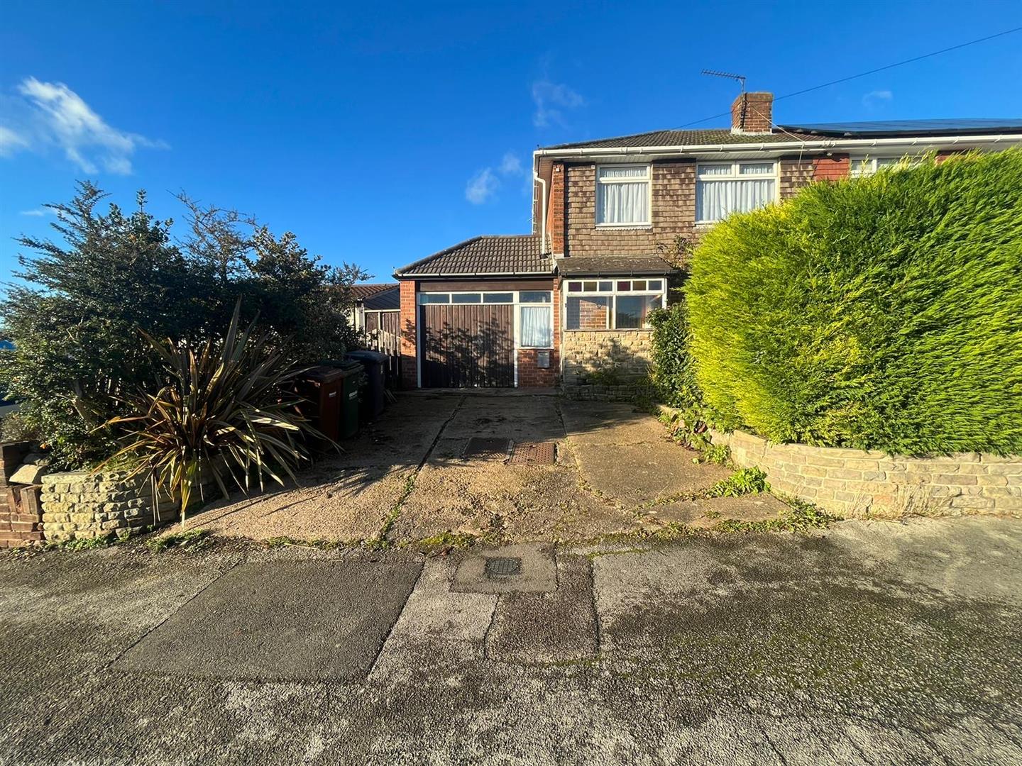 Clarborough Drive, Arnold, Nottingham Robert Ellis Estate Agents